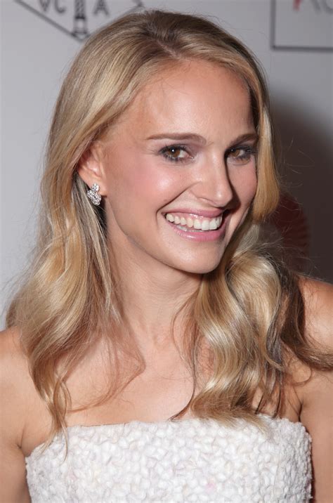 natalie portman blonde hair.